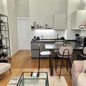 https://mels-house-duomo-district-milano-centro.it-lombardy.com